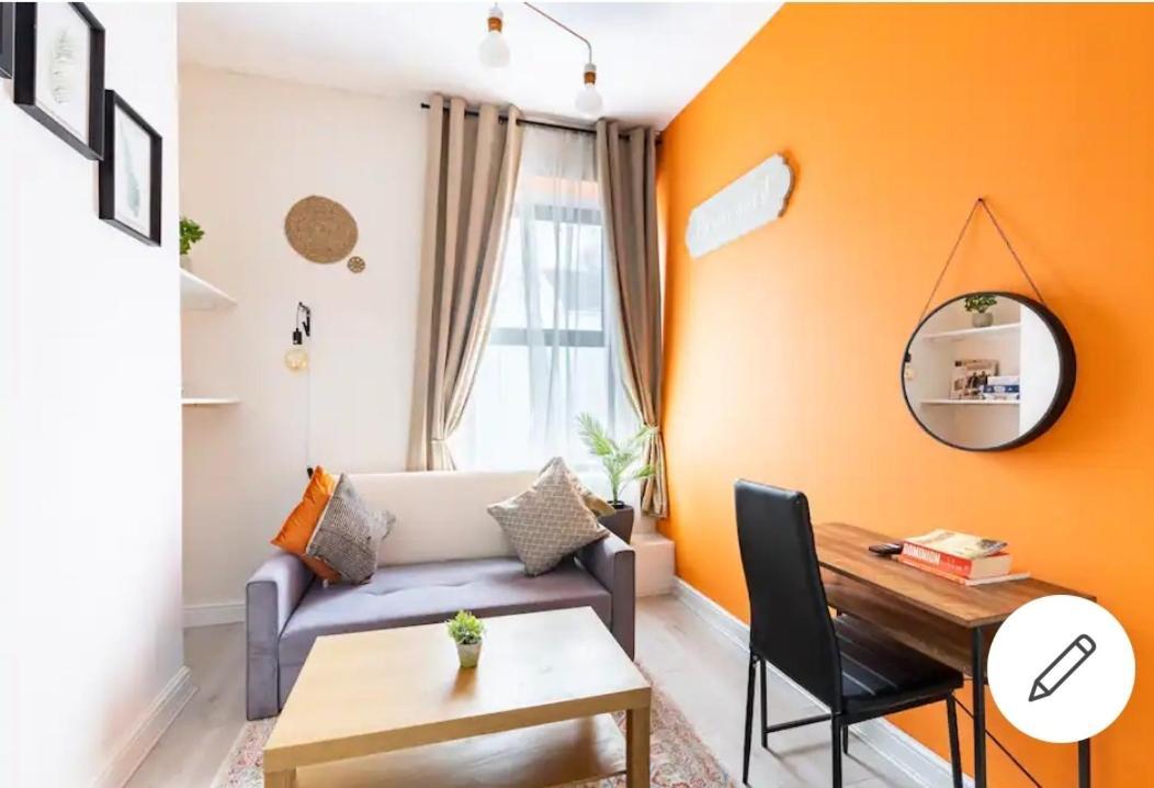 Skyline King Suites 202 스완지 외부 사진