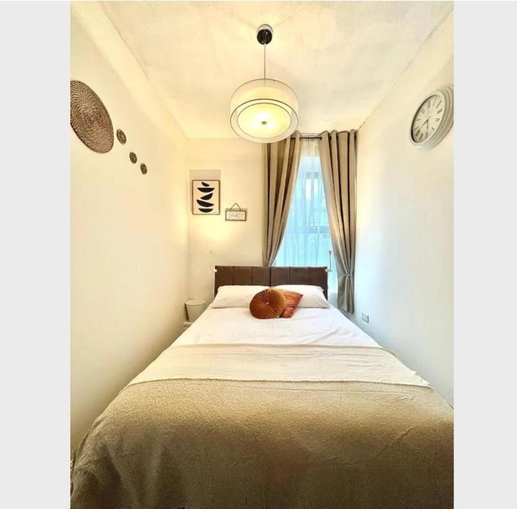 Skyline King Suites 202 스완지 외부 사진